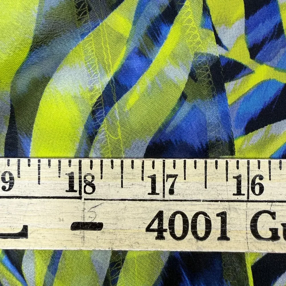 Guess by Marciano cropped chiffon Hawaiian print blouse vacation resort top Sz S - Picture 8 of 9